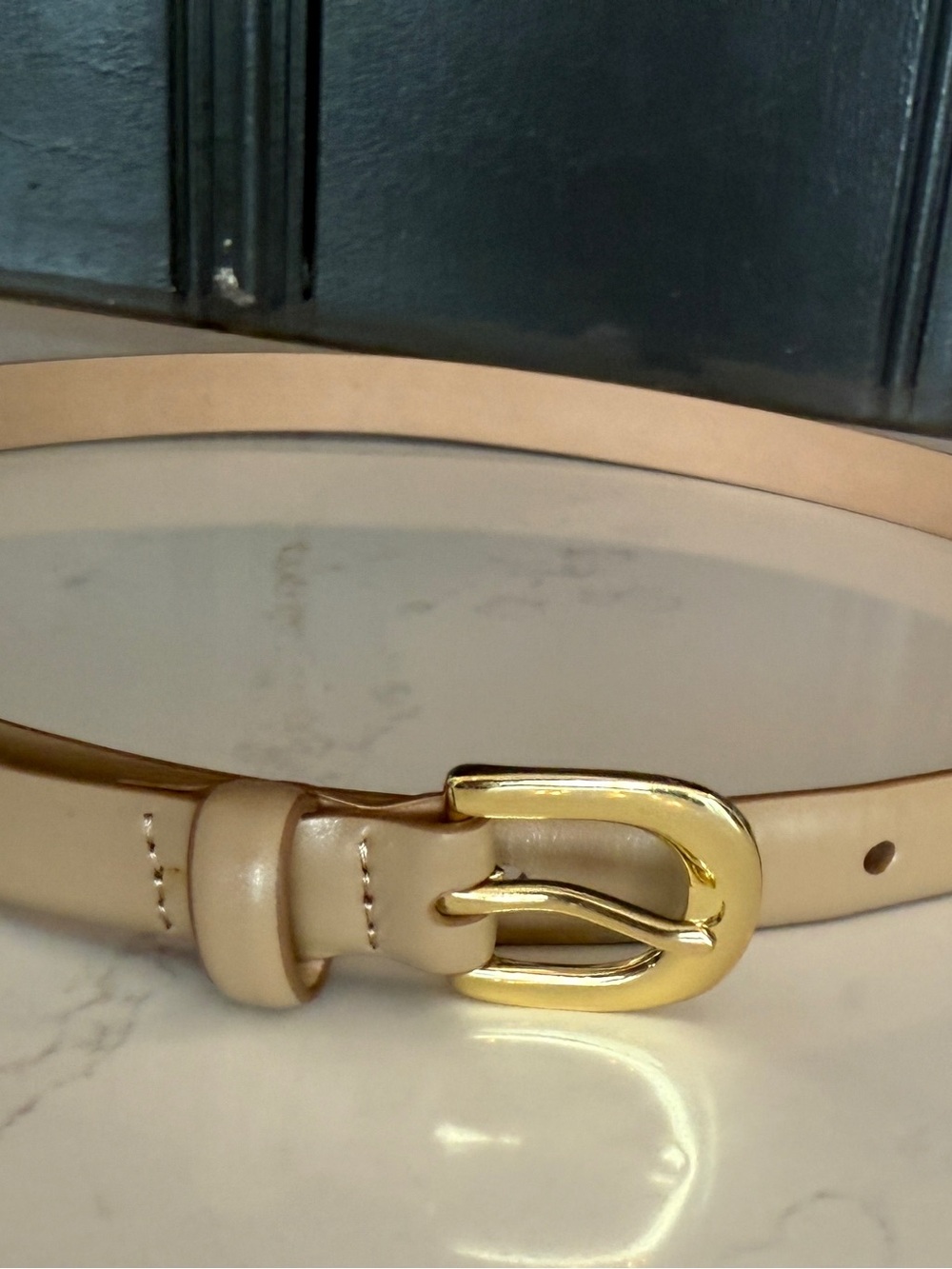 Quince Sofia European Leather Skinny Belt Medium Mushroom Gold Buckle - Picture 6 of 8